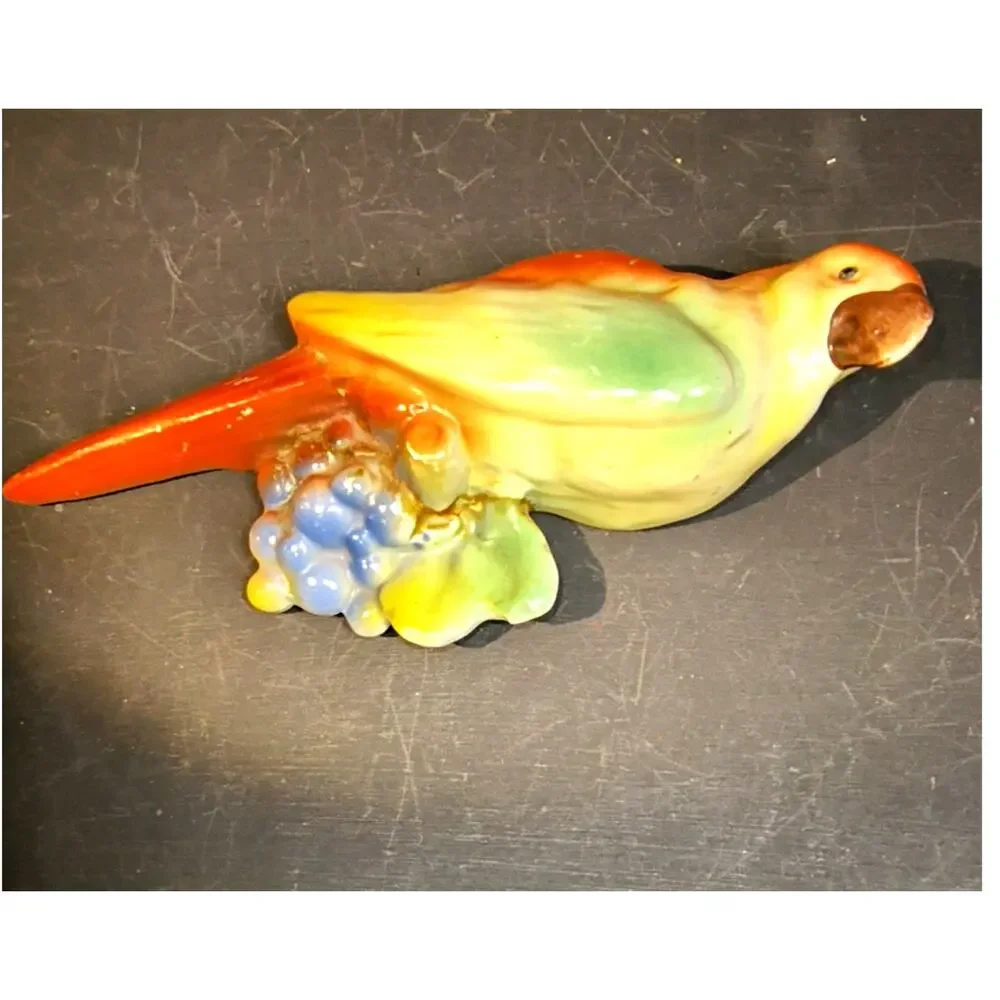 1482.  Vintage Czech Wall Pocket Vase Parrot Red Dime Mark